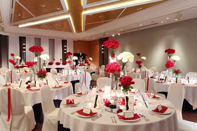 【40名以上の結婚式に】2026年WD×100万円相当特典付