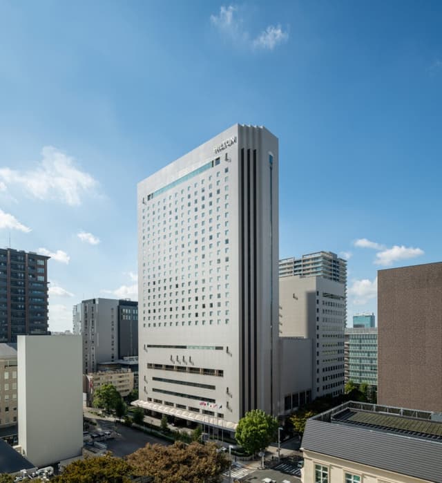 ＼ユミカツラ x ヒルトン名古屋／ ドレス試着体験付き・プレミアムウエディングフェア