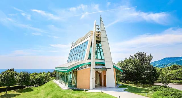 【人気No1】海空緑のチャペル＆会場見学×国産牛試食×16大特典