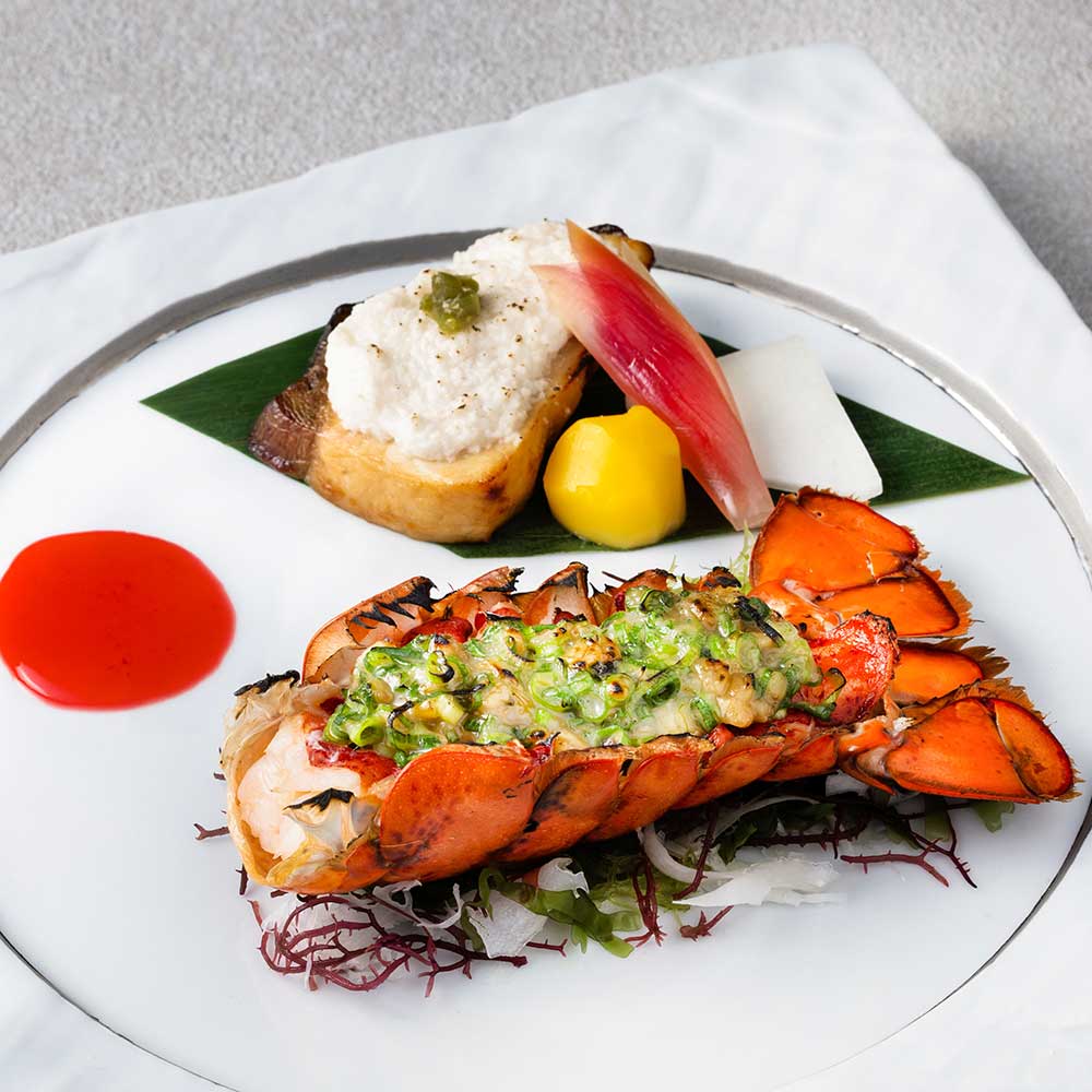 オマール海老の葱味噌焼き　鰤の山葵とろろ焼き　梅ジャム　栗甘露煮　蕪の甘酢漬け　酢取り茗荷