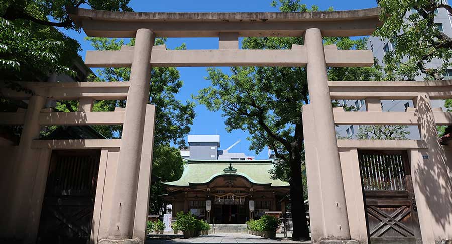坐摩神社